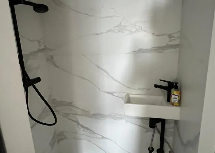 Tres Beau Penthouse Avec Terrasse - Place Apartamento *