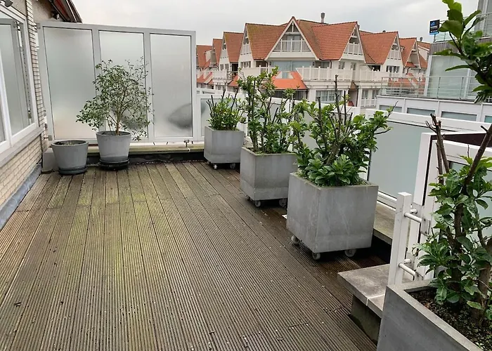 Tres Beau Penthouse Avec Terrasse - Place Apartamento Knokke-Heist
