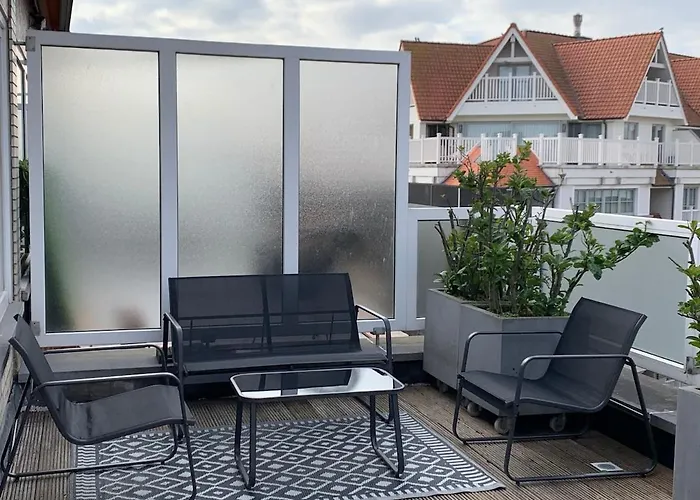 Tres Beau Penthouse Avec Terrasse - Place Apartamento *